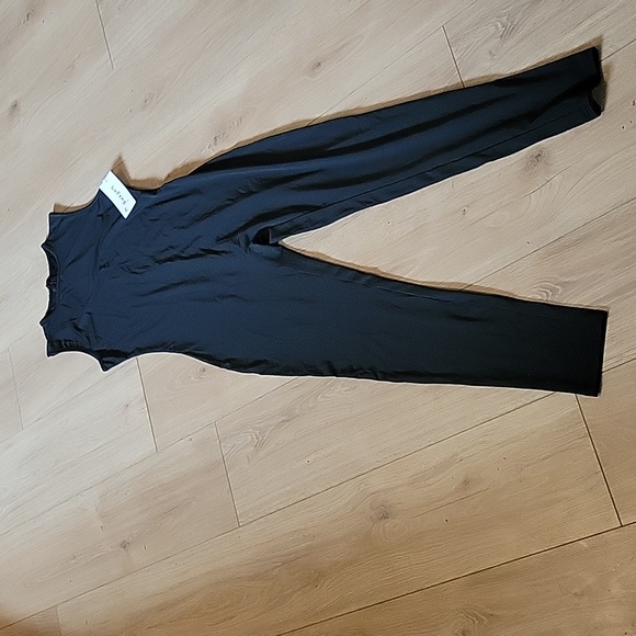 Black small bodysuit - Picture 3 of 7